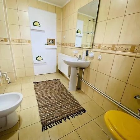 Pensiunea Adam Si Eva Holiday home *